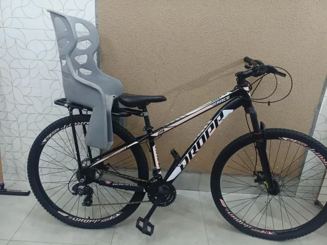 Bicicleta aro 29 com marcha Shimano