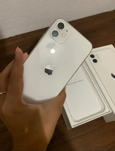 iPhone 11 64GB 