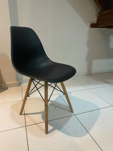 Conj 4 Cadeiras mesa de jantar (80,00 cada)