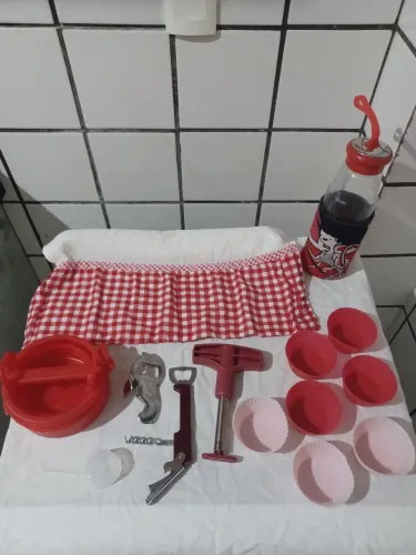 MODELADOR DE HAMBÚRGUER TUPPERWARE BRIGADEIROS