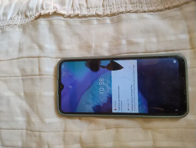 Celular moto G8
