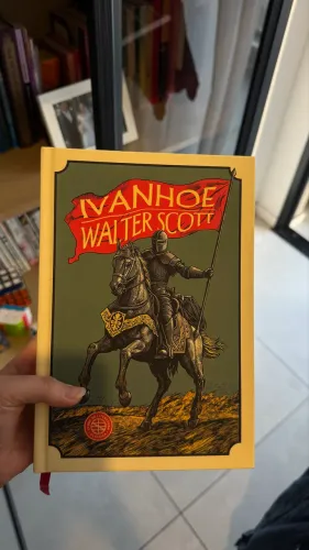 Livro Ivanhoe edição exclusiva do Clube de Leitura Clássica