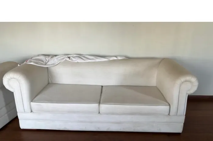 Sofas seminovos de marca