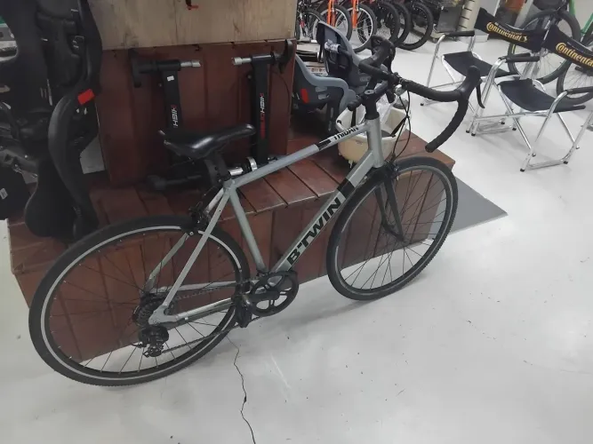 Bicicleta Speed em ótimo estado
