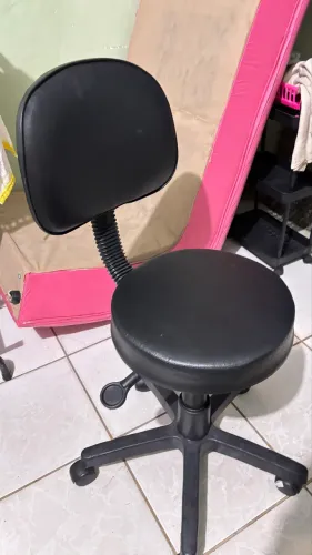 CADEIRA PROFISSIONAL PARA ESTÉTICA À VENDA