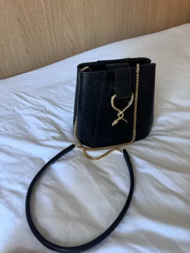 Bolsa SCHUTZ chique demais