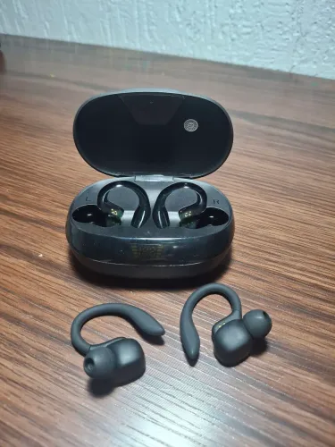 Fone de Ouvido Bluetooth Esportivo com Estojo Carregador