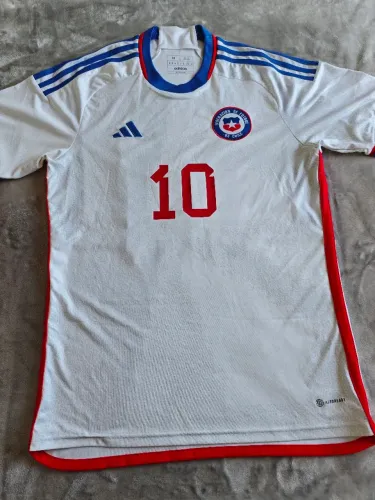 camisa adidas chile 2022 valdivia m