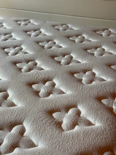 Cama Casal Semi Nova