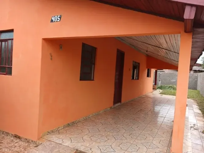 Terreno 600 m2 com 2 casas