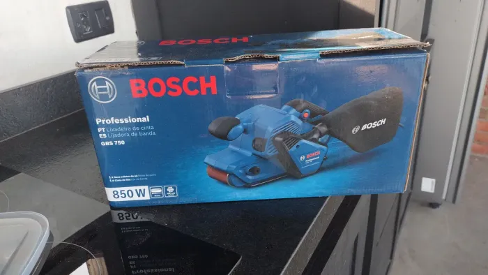 Lixadeira de cinta gbs 750 boch