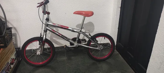 Bike bmx infantil aro 16