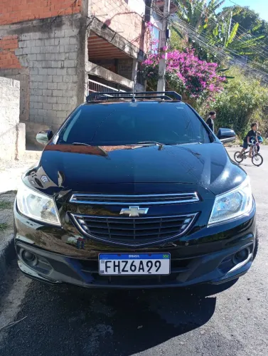 Chevrolet Onix Hatch LT 1.0 8V Flex Power Mec. 4P 2013