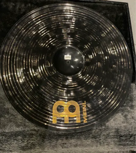 Prato MEINL CLASSIC CUSTOM DARK crash ride 22