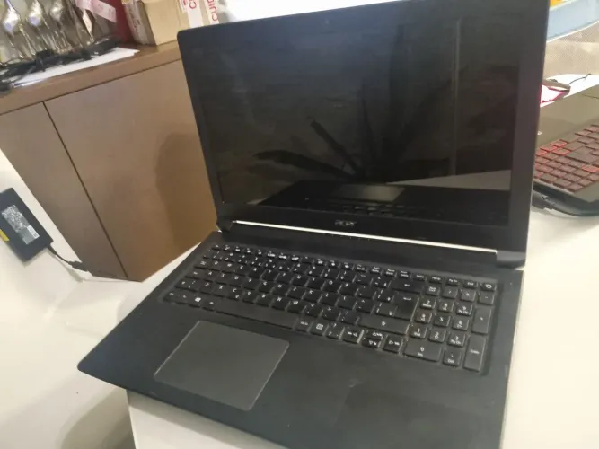 Notebook Acer Aspire i5 12GB de memória SSD240GB. Tela 15.6 bateria nova  