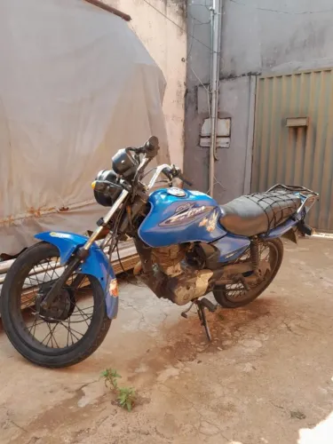 Vendo moto de leilão