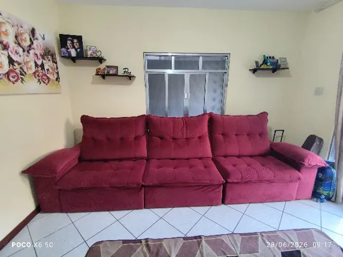 Sofá vermelho