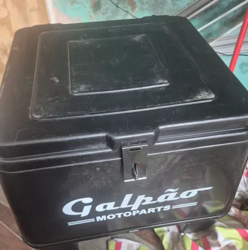 Bau 92 lts bom estado menos de 1 mes de uso