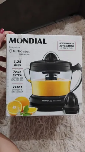 Espremedor de frutas elétrico novo