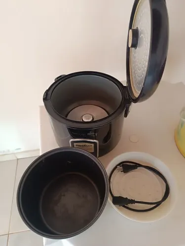 Panela de Arroz Eletrica
