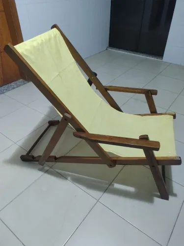 ESPREGUIÇADEIRAS 
