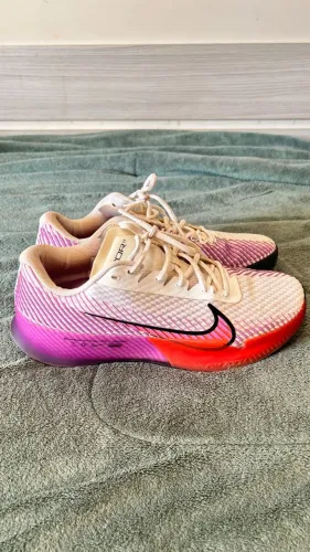 Tênis Nike Air Zoom Vapor 11 - Quadra Rápida - TAM 41 BR