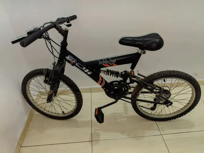 Bicicleta Kanguru Aro 16 - Estado Bom