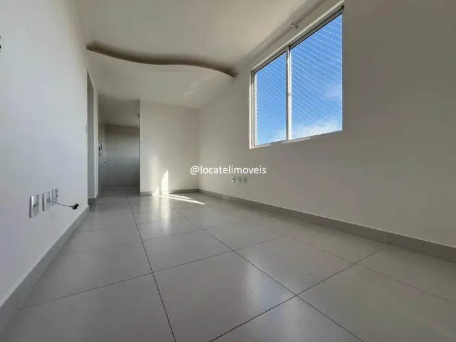 Apartamento de 02 quartos no bairro Araguaia