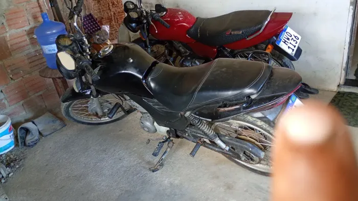 Cg 125 fan toda em dias no ponto de transferir 