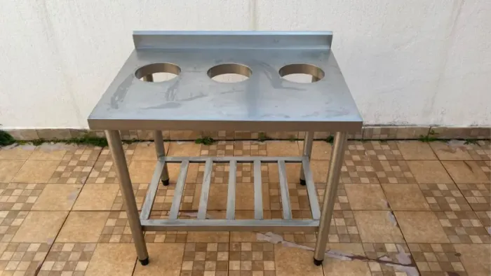Bancada Inox Profissional Para Cozinha Industrial / Lanchonete - 1,10m x 0,70m
