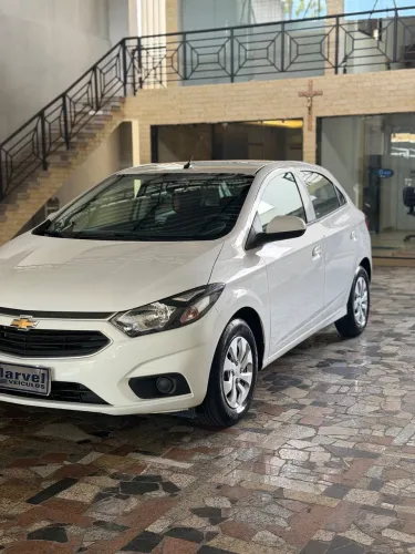 Chevrolet Onix Hatch LT 1.0 8V Flex Mec. 4P 2018