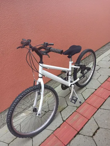 Bicicleta aro 24