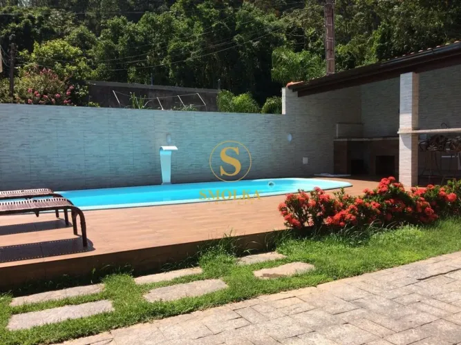 Casa locação anual com 4 suites, piscina.mobiliada