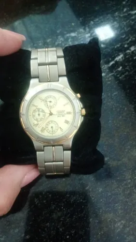 Relógio Citizen titânio W R 100