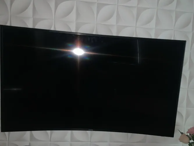 TV Samsung 49" Smart (UN49MU6300G) - Para Retirada de Peças / Display Com Defeito
