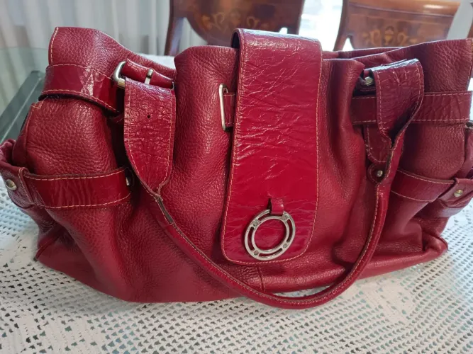 Bolsa vermelha
