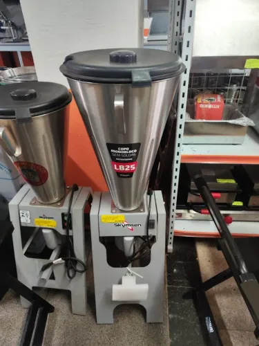 LIQUIDIFICADOR INDUSTRIAL BASCULANTE 15 LITROS