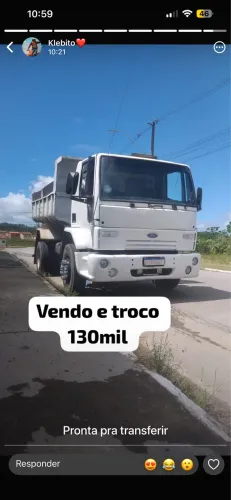 Caminhão caçamba