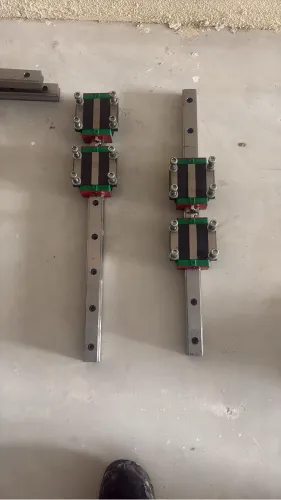 Guia linear HIWIN