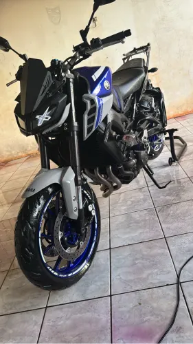Vendo MT-09 moto tope tem bastante assesorios e remap