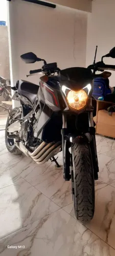 CB650f bem conservada