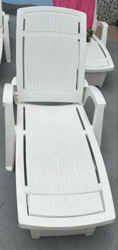 Espreguiçadeira para piscina 