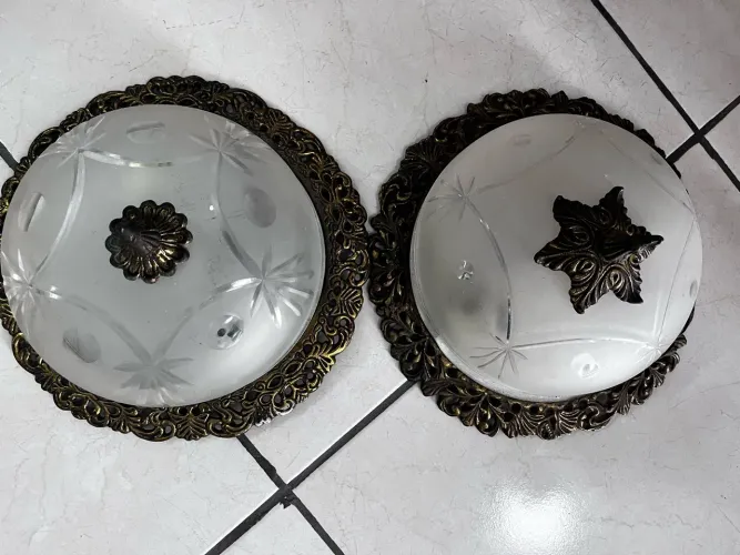 2 paflons antigos em bronze para 2 lâmpadas 28cm
