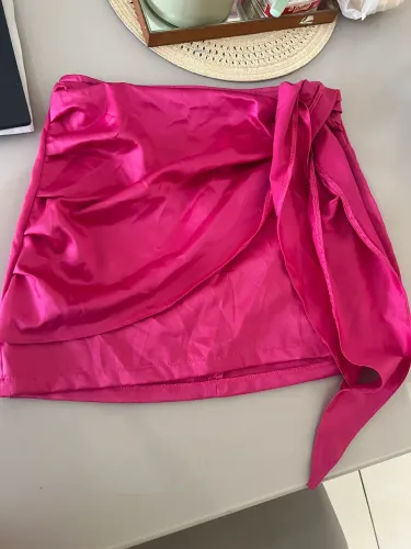 Saia acetinada pink TAM M 