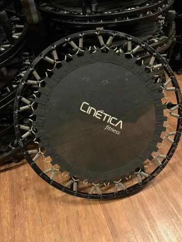 VENDO - Mini Trampolins de Academia