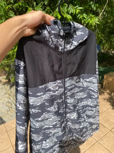 Jaqueta Corta-Vento Quiksilver Camuflada Original - Impecável