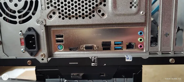Computador completo Intel core i3 de 10° com 8Gb Memória, SSD 256, HD 500gb monitor de 22