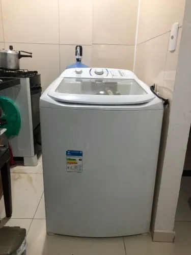 Vendo máquina de lavar Electrolux 13kl