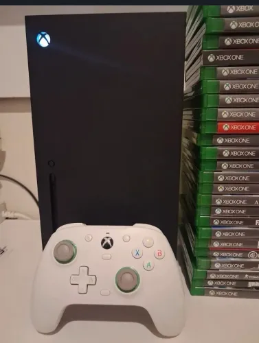 Xbox series x 2 controles e 7 jogos