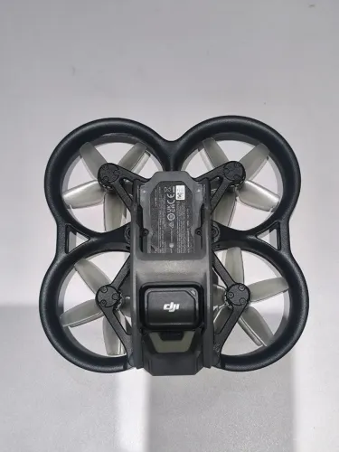 Dji Avata 1 sem bateria, somente aeronave.